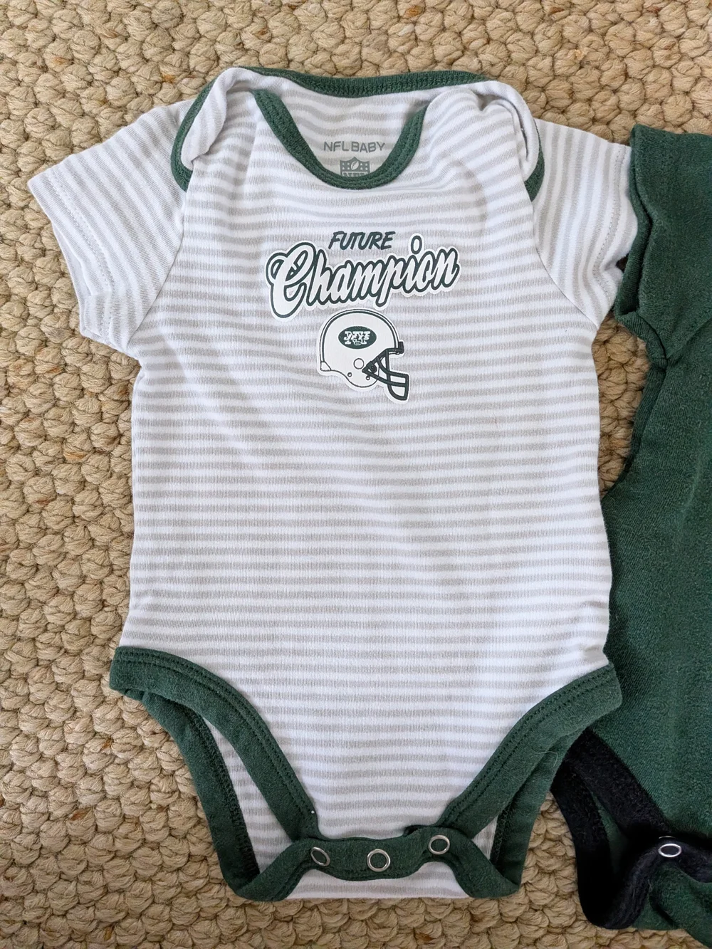 NFL NY Jets Baby Bodysuit Set (2) in Green and White with Logo - 3m
